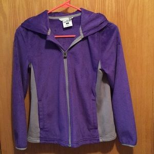 Magellan Outdoors zip up girls hoodie, super soft!
